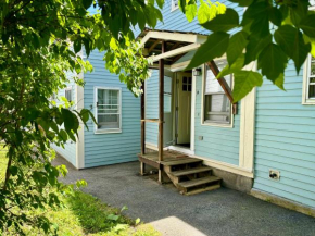 Traveler’s Den in Medford